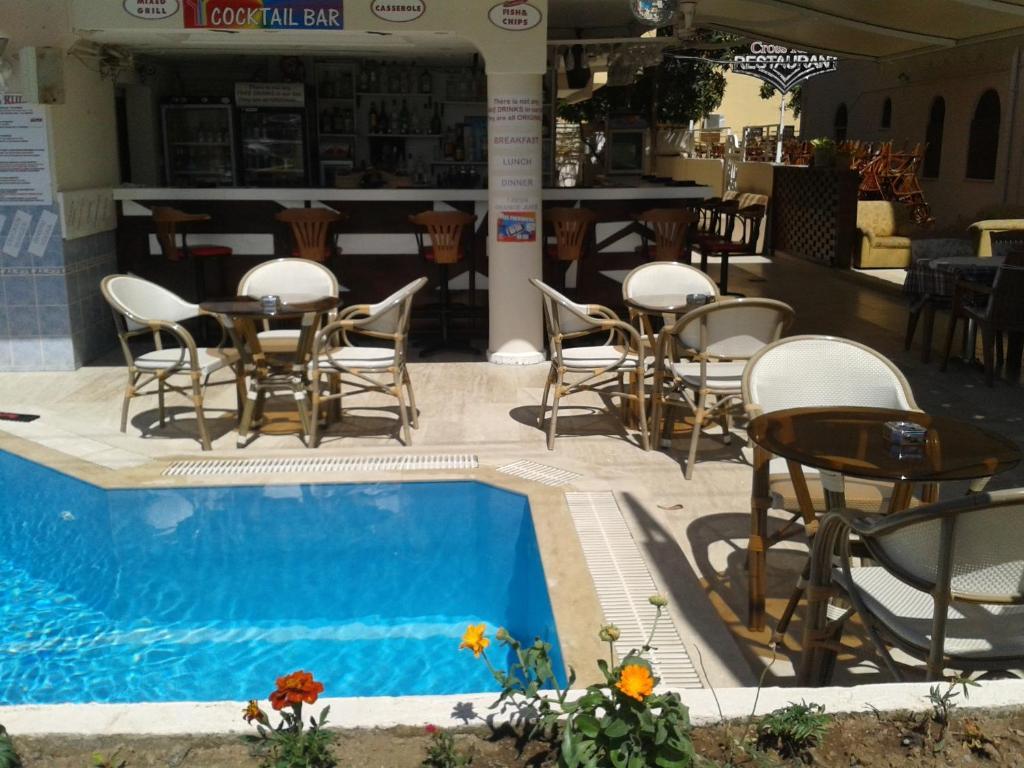 Defne & Zevkim Hotel 말마리스 외부 사진